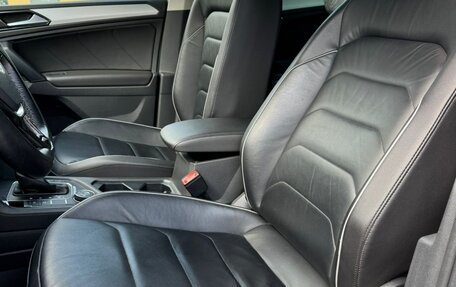 Volkswagen Tiguan II, 2017 год, 2 240 000 рублей, 8 фотография