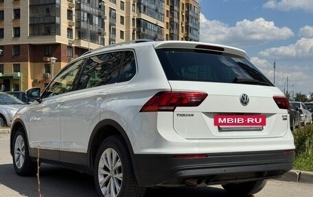 Volkswagen Tiguan II, 2017 год, 2 240 000 рублей, 6 фотография