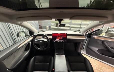 Tesla Model Y I, 2022 год, 3 750 000 рублей, 2 фотография