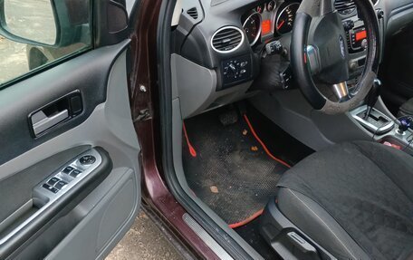 Ford Focus II рестайлинг, 2010 год, 580 000 рублей, 2 фотография