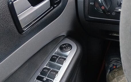 Ford Focus II рестайлинг, 2010 год, 580 000 рублей, 10 фотография