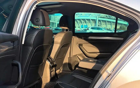 Skoda Superb III рестайлинг, 2022 год, 1 800 001 рублей, 14 фотография