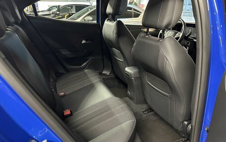 Opel Mokka, 2022 год, 2 370 000 рублей, 24 фотография