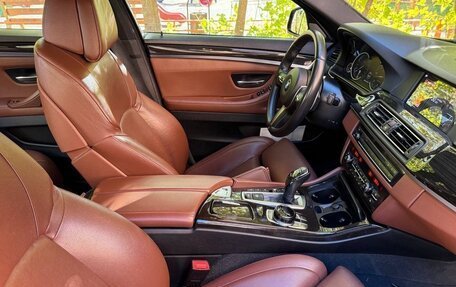 BMW 5 серия, 2013 год, 3 400 000 рублей, 13 фотография