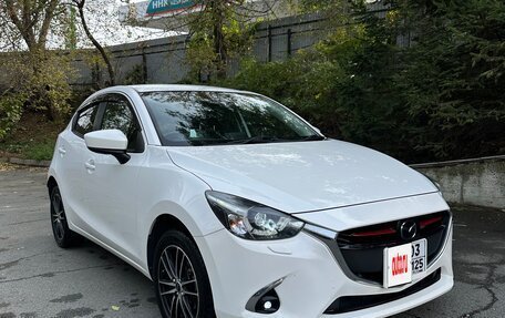 Mazda Demio IV, 2017 год, 1 050 000 рублей, 1 фотография