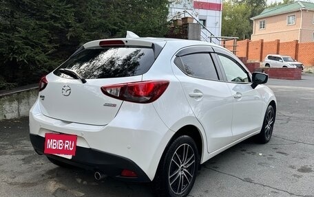 Mazda Demio IV, 2017 год, 1 050 000 рублей, 3 фотография