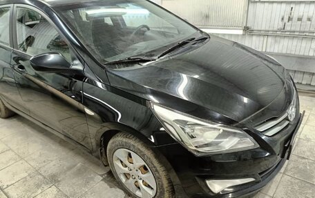 Hyundai Solaris II рестайлинг, 2016 год, 1 200 000 рублей, 10 фотография