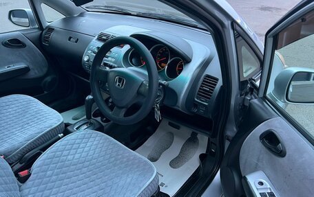 Honda Fit III, 2003 год, 549 999 рублей, 10 фотография