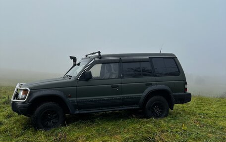Mitsubishi Pajero III рестайлинг, 1992 год, 600 000 рублей, 4 фотография