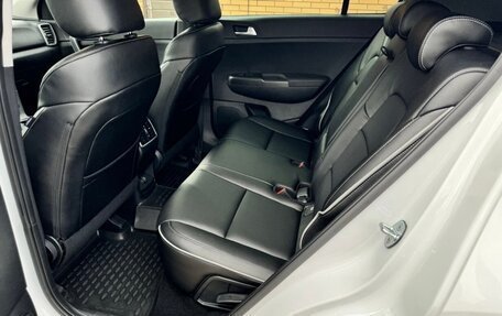 KIA Sportage IV рестайлинг, 2021 год, 3 300 000 рублей, 10 фотография