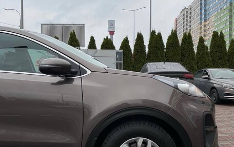 KIA Sportage IV рестайлинг, 2021 год, 2 150 000 рублей, 15 фотография