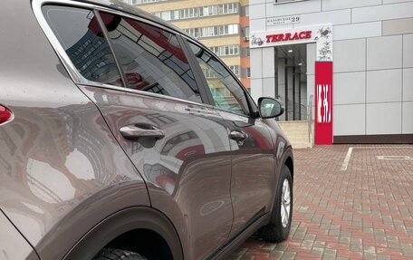 KIA Sportage IV рестайлинг, 2021 год, 2 150 000 рублей, 20 фотография