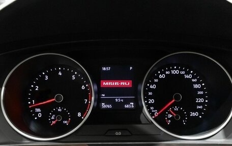 Volkswagen Tiguan II, 2019 год, 2 646 000 рублей, 6 фотография