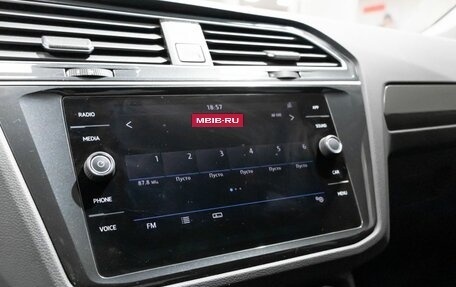 Volkswagen Tiguan II, 2019 год, 2 646 000 рублей, 7 фотография