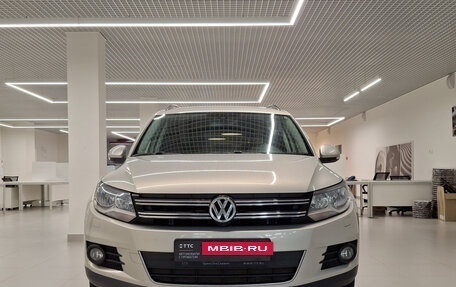 Volkswagen Tiguan I, 2013 год, 1 091 000 рублей, 2 фотография