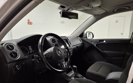 Volkswagen Tiguan I, 2013 год, 1 091 000 рублей, 16 фотография