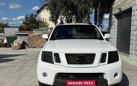 Nissan Navara (Frontier), 2013 год, 1 600 000 рублей, 1 фотография