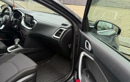 KIA cee'd III, 2021 год, 1 900 000 рублей, 16 фотография