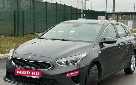 KIA cee'd III, 2021 год, 1 900 000 рублей, 38 фотография