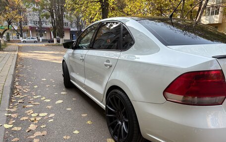 Volkswagen Polo VI (EU Market), 2015 год, 950 000 рублей, 2 фотография