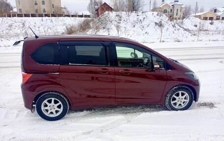 Honda Freed I, 2010 год, 990 000 рублей, 4 фотография
