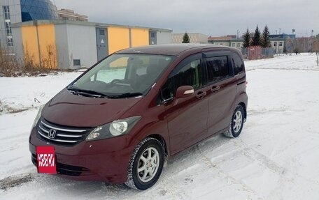 Honda Freed I, 2010 год, 990 000 рублей, 3 фотография