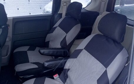 Honda Freed I, 2010 год, 990 000 рублей, 11 фотография