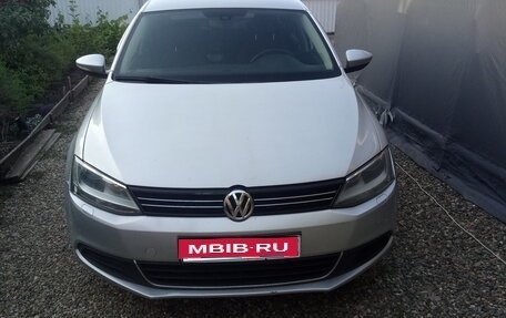 Volkswagen Jetta VI, 2012 год, 850 000 рублей, 1 фотография
