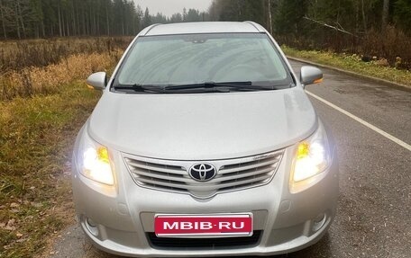 Toyota Avensis III рестайлинг, 2009 год, 1 100 000 рублей, 1 фотография