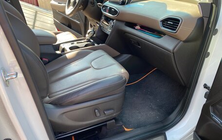 Hyundai Santa Fe IV, 2018 год, 3 450 000 рублей, 10 фотография