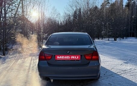 BMW 3 серия, 2010 год, 1 048 000 рублей, 7 фотография