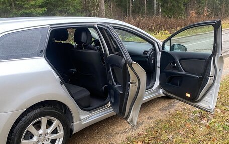 Toyota Avensis III рестайлинг, 2009 год, 1 100 000 рублей, 4 фотография