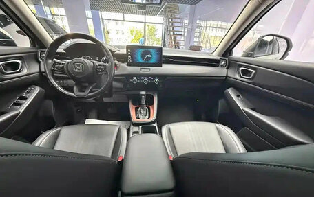 Honda Vezel, 2023 год, 1 700 035 рублей, 8 фотография