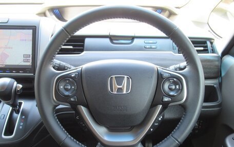 Honda Freed II, 2019 год, 1 230 000 рублей, 24 фотография