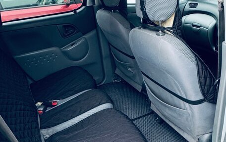 Toyota FunCargo, 2001 год, 510 000 рублей, 8 фотография