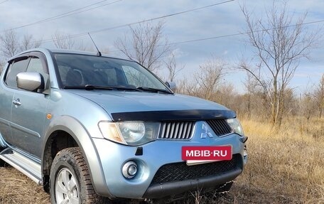 Mitsubishi L200 IV рестайлинг, 2007 год, 930 000 рублей, 5 фотография
