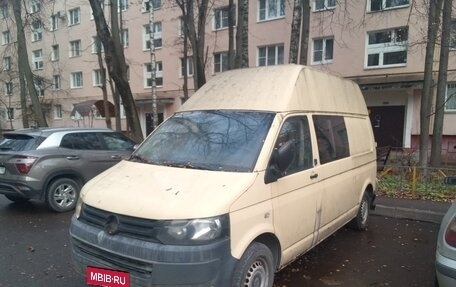 Volkswagen Transporter T5 рестайлинг, 2013 год, 1 000 000 рублей, 1 фотография