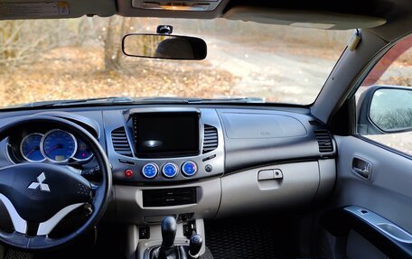 Mitsubishi L200 IV рестайлинг, 2007 год, 930 000 рублей, 9 фотография