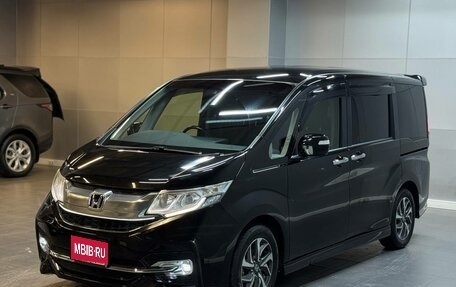 Honda Stepwgn IV, 2017 год, 1 947 000 рублей, 1 фотография