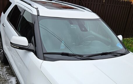 Ford Explorer VI, 2018 год, 3 300 000 рублей, 2 фотография