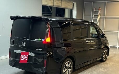 Honda Stepwgn IV, 2017 год, 1 947 000 рублей, 4 фотография