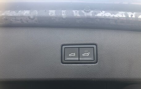 Volkswagen Tiguan II, 2020 год, 3 100 000 рублей, 15 фотография