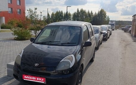 Toyota FunCargo, 2000 год, 350 000 рублей, 2 фотография