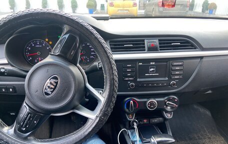 KIA Rio IV, 2019 год, 900 000 рублей, 8 фотография