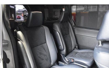 Toyota Voxy III, 2021 год, 2 100 035 рублей, 16 фотография