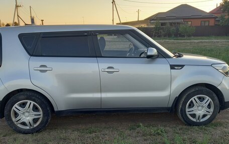 KIA Soul II рестайлинг, 2017 год, 1 500 000 рублей, 2 фотография