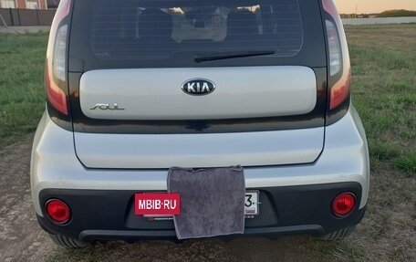 KIA Soul II рестайлинг, 2017 год, 1 500 000 рублей, 3 фотография