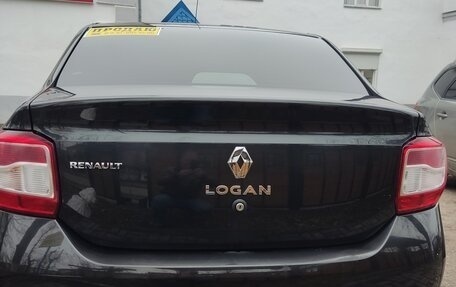 Renault Logan II, 2015 год, 650 000 рублей, 2 фотография