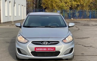 Hyundai Solaris II рестайлинг, 2013 год, 650 000 рублей, 1 фотография