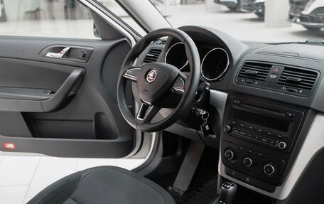 Skoda Yeti I рестайлинг, 2013 год, 1 099 000 рублей, 11 фотография